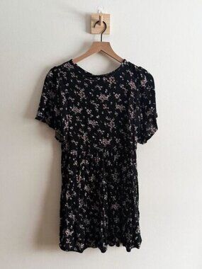 3/$10 Abercrombie & Fitch Ditsy Floral Print Dress Size S